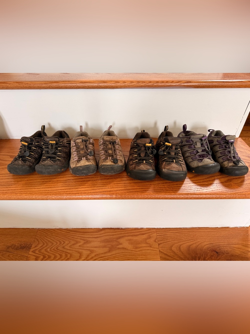 4 Pair Bundle!  Keen Hikers 10T/11T 🤎